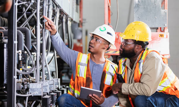 Best 24-Hour Electrician  in Cambridge, OH